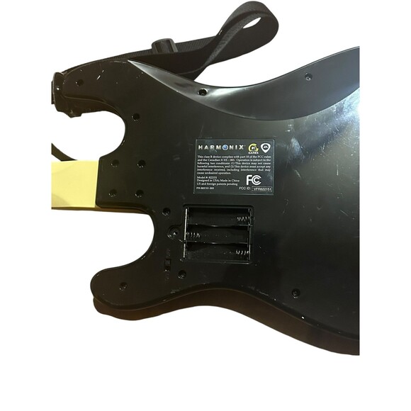 Rock Band Fender Stratocaster Guitar Controller with Dongle and Strap PS3 Black - Picture 8 of 10